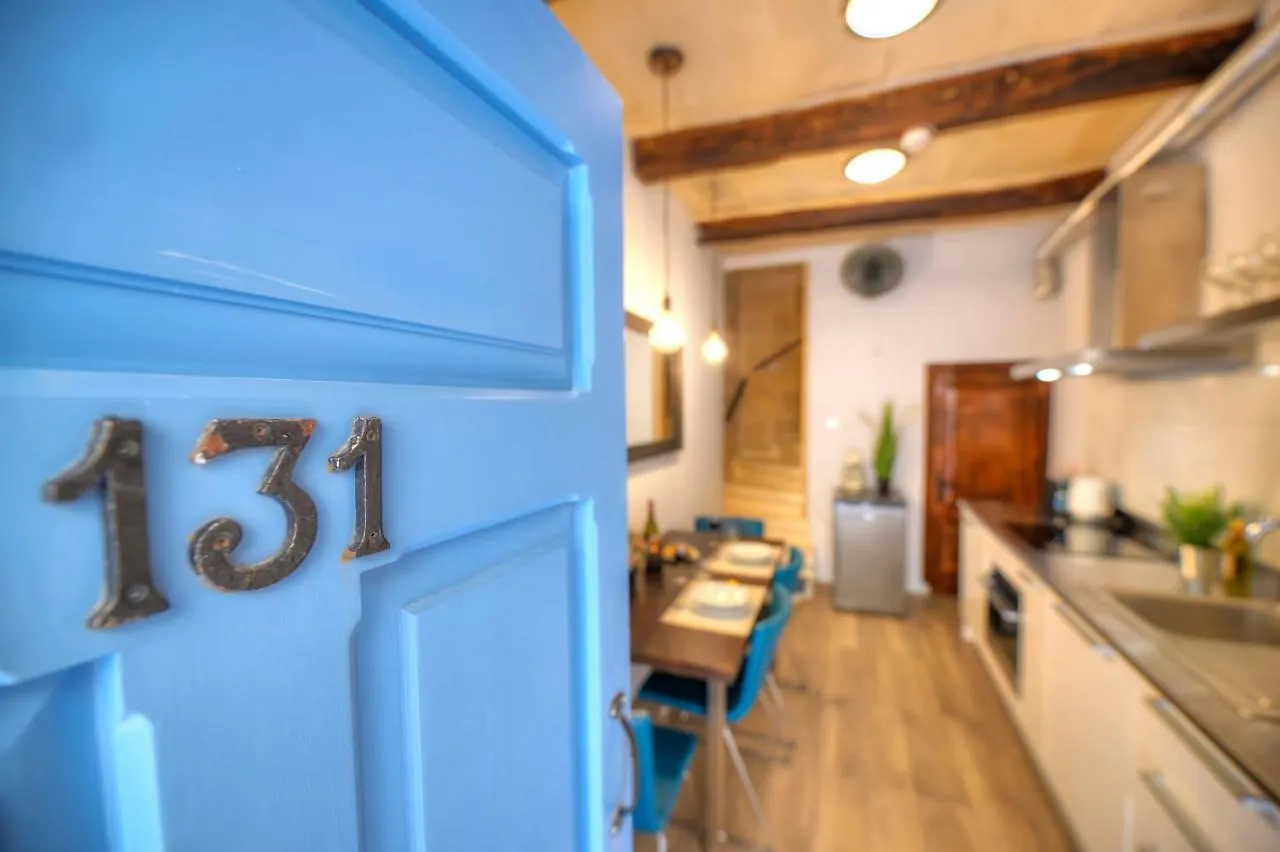 Romantic And Historical Maisonette In The Center Of Valletta Mbal1-1 Malta